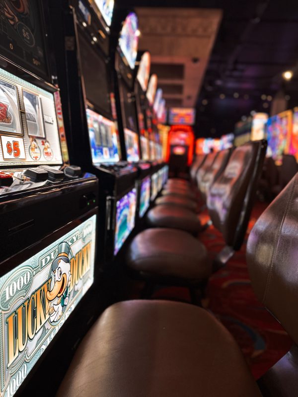Bộ sưu tập game quay hũ 8Xbet với nhiều chủ đề slot đa dạng